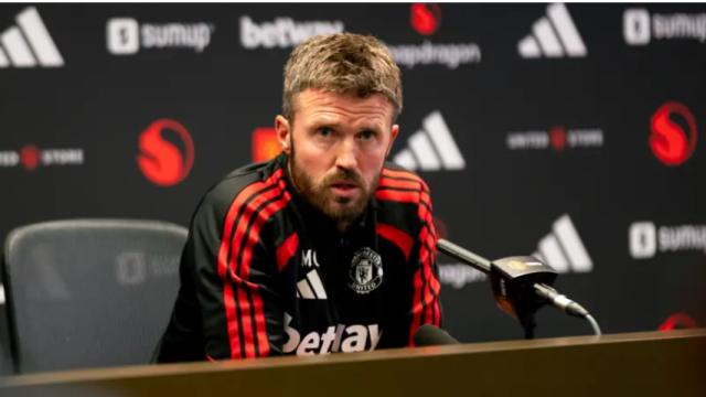 携手B费扭转局面？名宿：曼联还是快放过卡里克吧！
